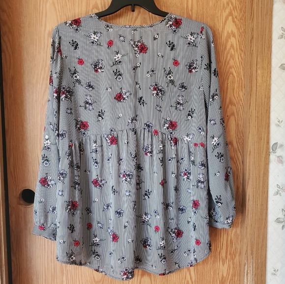 DR2 by Daniel Rainn floral print flowy high low blouse - Picture 6 of 10